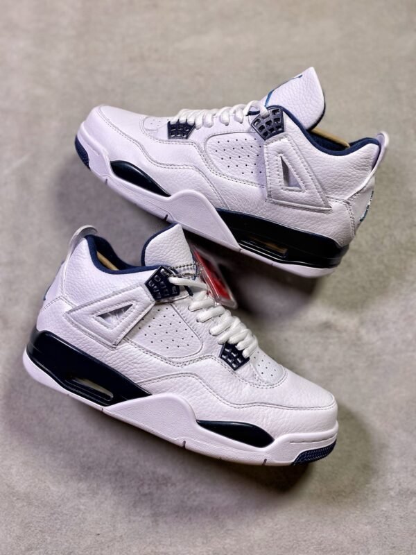 Air Jordan 4 Colombian White /Blue (40-47.5)