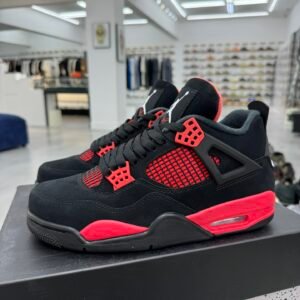 Air Jordan 4 Red Thunder BlackRed (40-47.5)