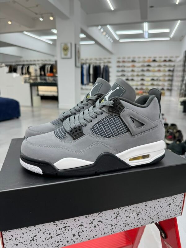 Air Jordan 4 Grey Mouse (40-47.5)
