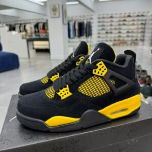 Air Jordan 4 Thunderbolt BlackYellow(40-47.5)