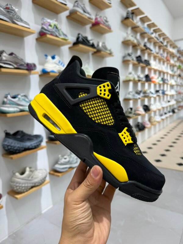 Air Jordan 4 Thunderbolt BlackYellow(40-47.5) - Image 9