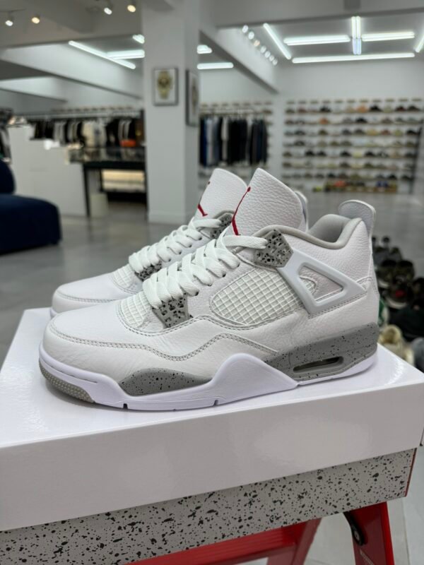 Air Jordan 4 White Oreo(40-47.5)