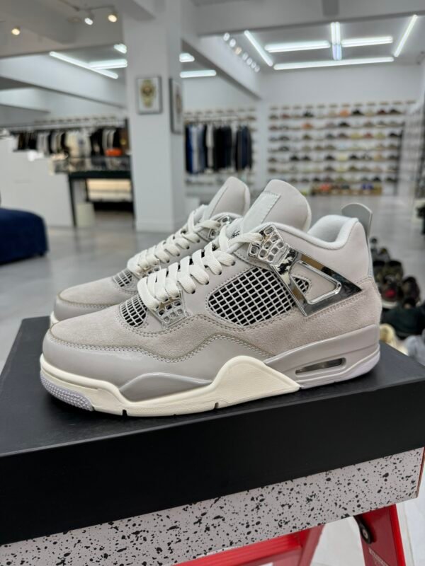 Air Jordan 4 Liquid Silver(40-47.5)