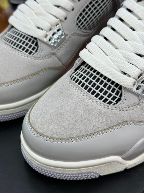 Air Jordan 4 Liquid Silver(40-47.5) - Image 9