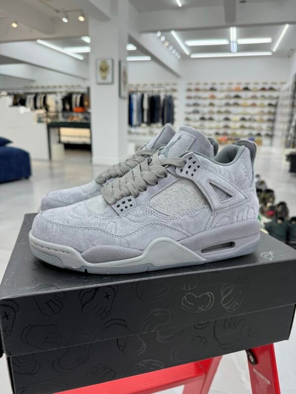 Air Jordan 4 x Kaws grey suede(40-47.5)