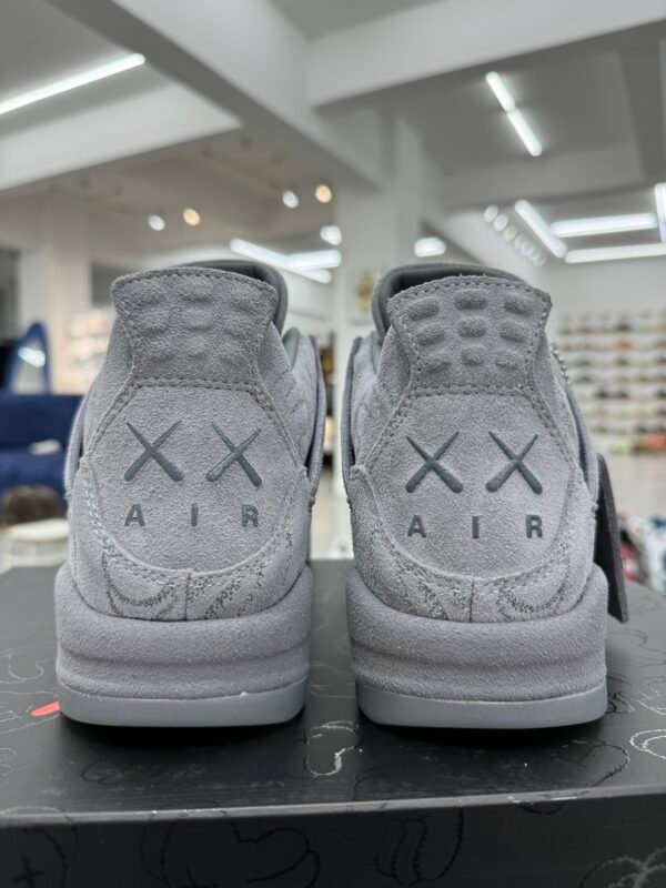 Air Jordan 4 x Kaws grey suede(40-47.5) - Image 7