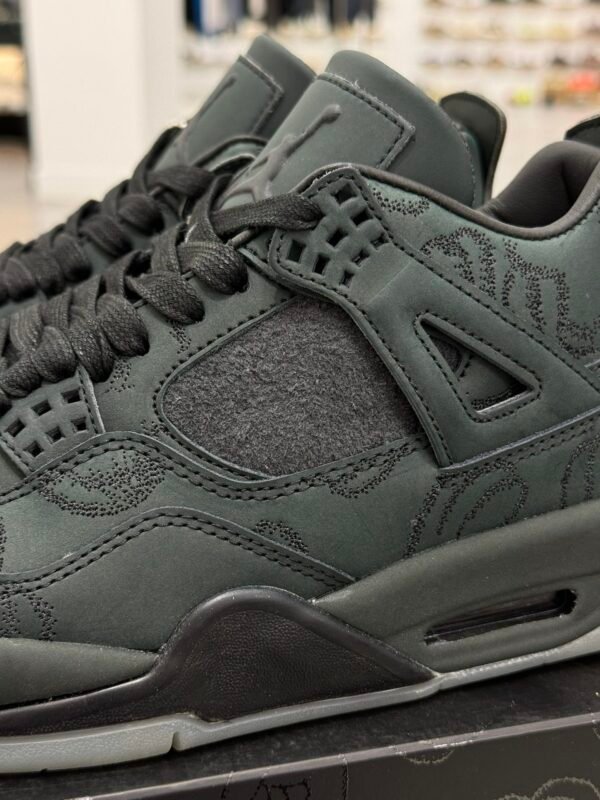 Air Jordan 4 x Kaws Black/Green suede(40-47.5) - Image 2