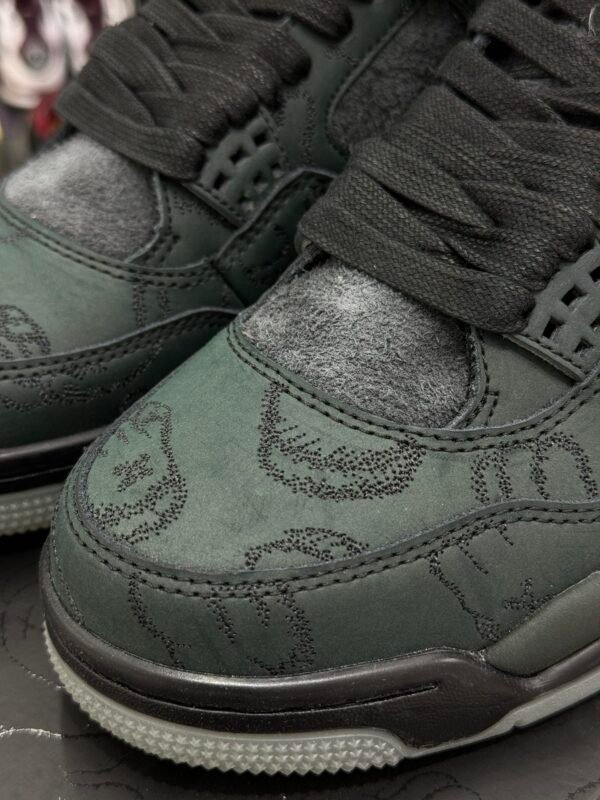 Air Jordan 4 x Kaws Black/Green suede(40-47.5) - Image 5