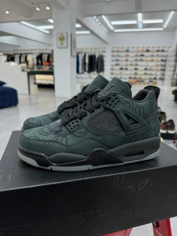 Air Jordan 4 x Kaws Black/Green suede(40-47.5)