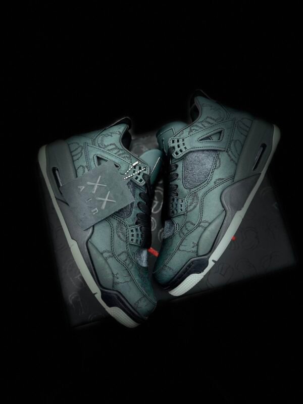 Air Jordan 4 x Kaws Black/Green suede(40-47.5) - Image 9