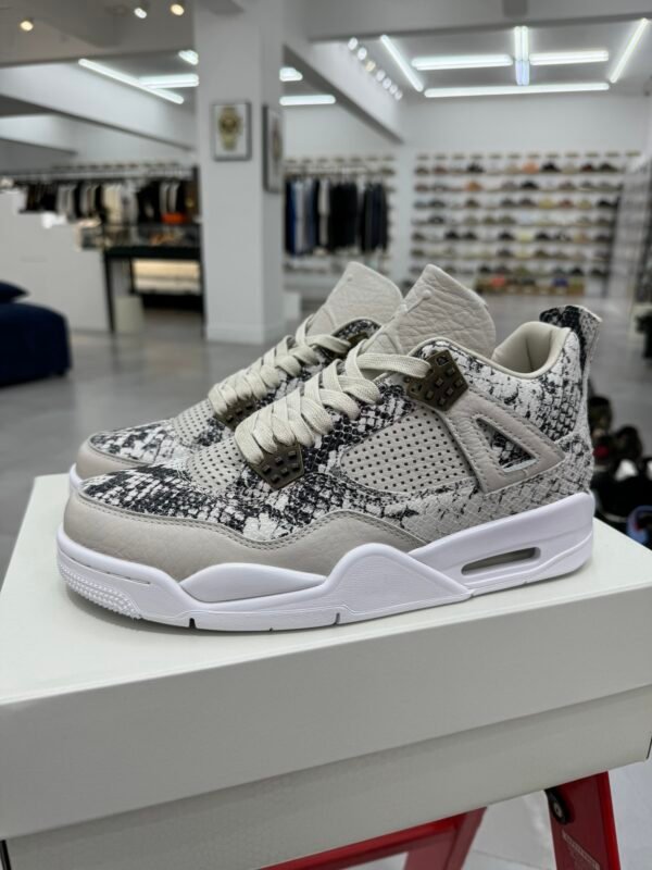 Air Jordan 4 White Python Pattern (40-47.5)