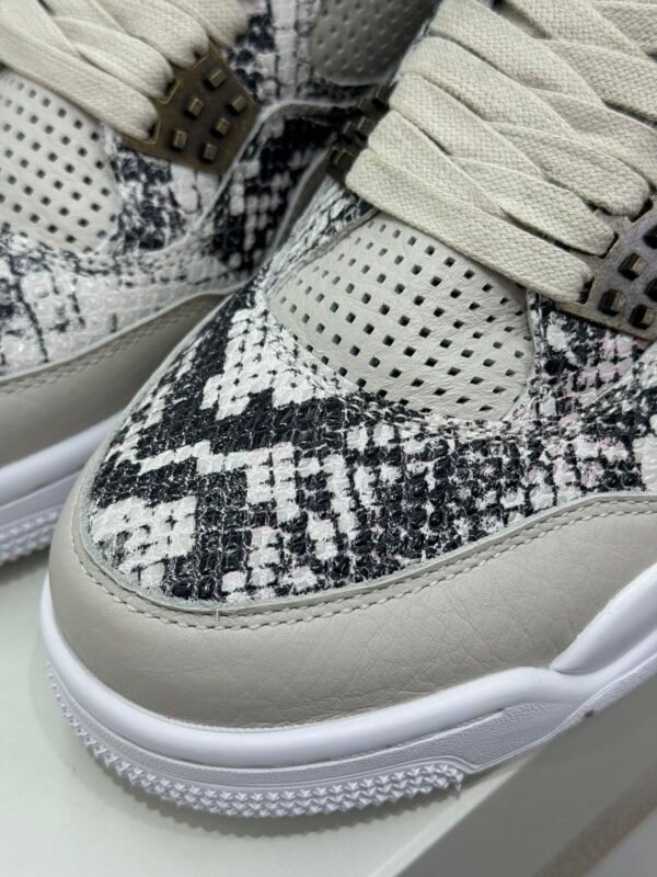 Air Jordan 4 White Python Pattern (40-47.5) - Image 6