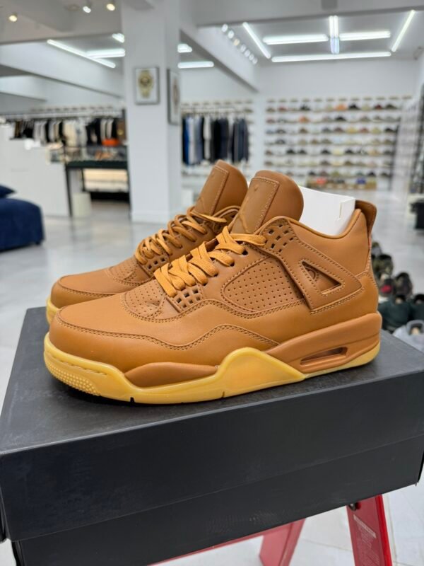 Air Jordan 4 Wheat Yellow (40-47.5)