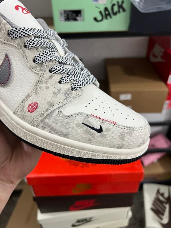 AIR JORDAN 1 LOW SERPENTINE GREY HOOK SERPENTINE GRIS CROCHET(36-47.5) - Image 6