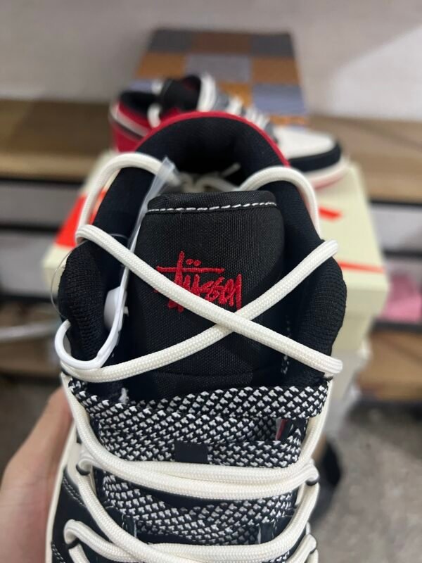 AIR JORDAN 1 LOW BLACK/BEIGE/RED NOIR/BEIGE/ROUGE(36-47.5) - Image 5