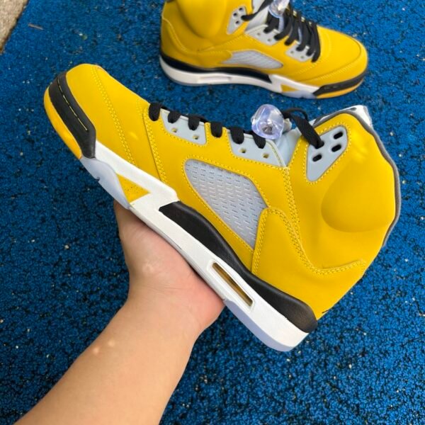 Air Jordan 5 “Tokyo”(40-48.5) - Image 3