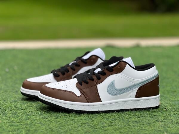 AIR JORDAN 1 LOW SE WHITE/BLUE GREY-BLACK-SAI(35.5-47.5)