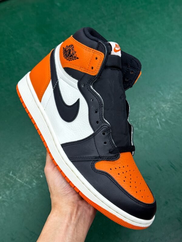 Air Jordan 1 “Shattered Backboard” - Image 2