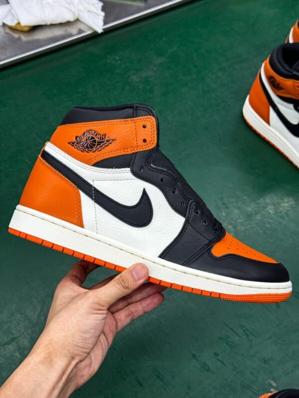 Air Jordan 1 “Shattered Backboard” - Image 5