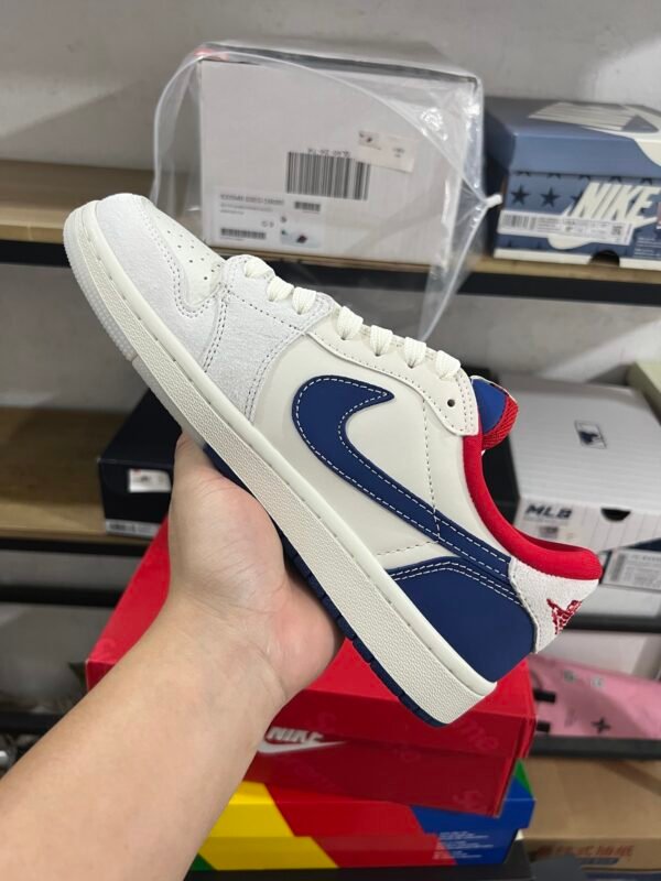 SUPREME X AIR JORDAN 1 LOW OG SP.T WHITE BLACK WHITE(36-47.5) - Image 4