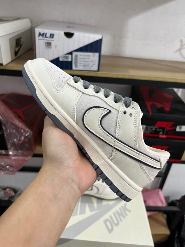 THE NORTH FACE X NIKE DUNK LOW RETRO PIG BUTTSPLICED GRAY(36-47.5) - Image 4