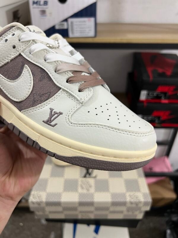 LV X NIKE DUNK LOW RETRO WHITE/BLACK-WHITE(36-47.5) - Image 8