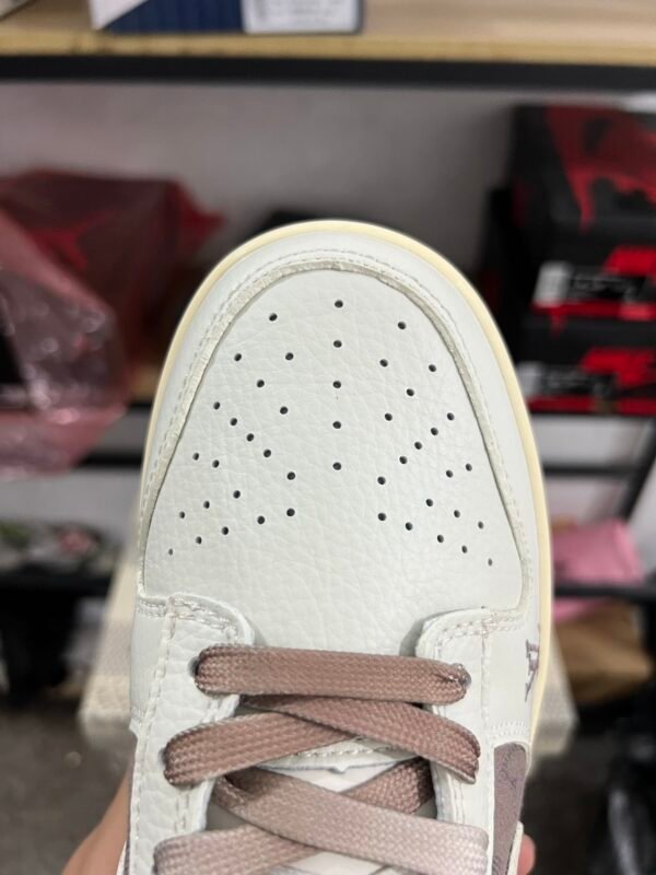 LV X NIKE DUNK LOW RETRO WHITE/BLACK-WHITE(36-47.5) - Image 7