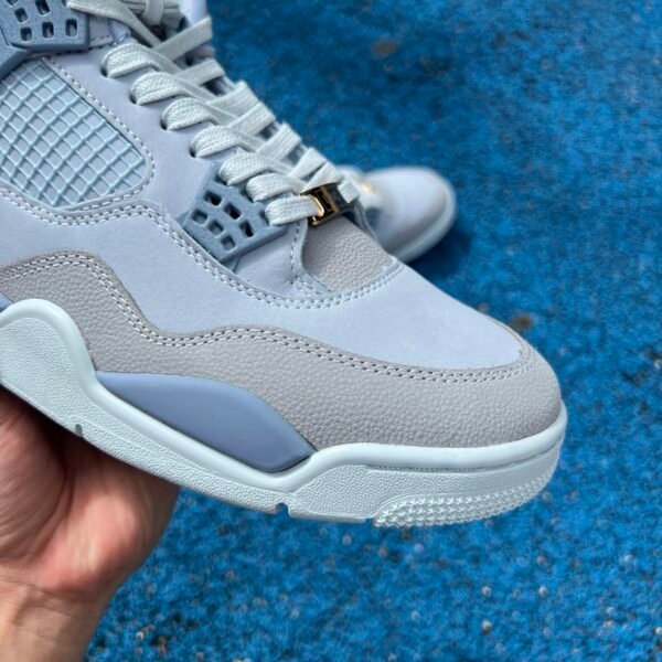 AIR JORDAN 4 RETRO NCAA P LT ARMORY BLUE/METALLIC GOLD(40-48.5) - Image 10