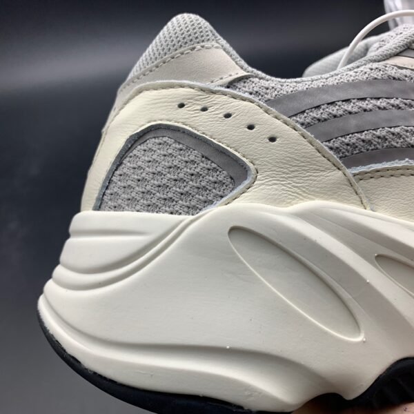 Yeezy Boost 700 v2 Cream - Image 6