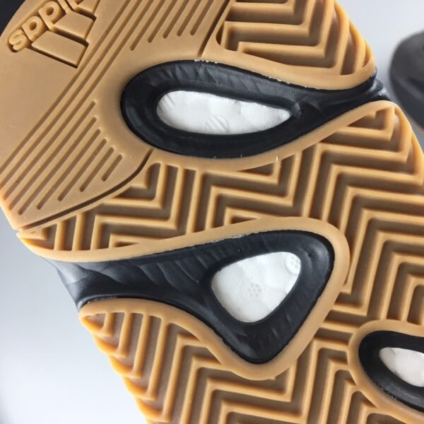 Yeezy Boost 700 Utility Black - Image 6
