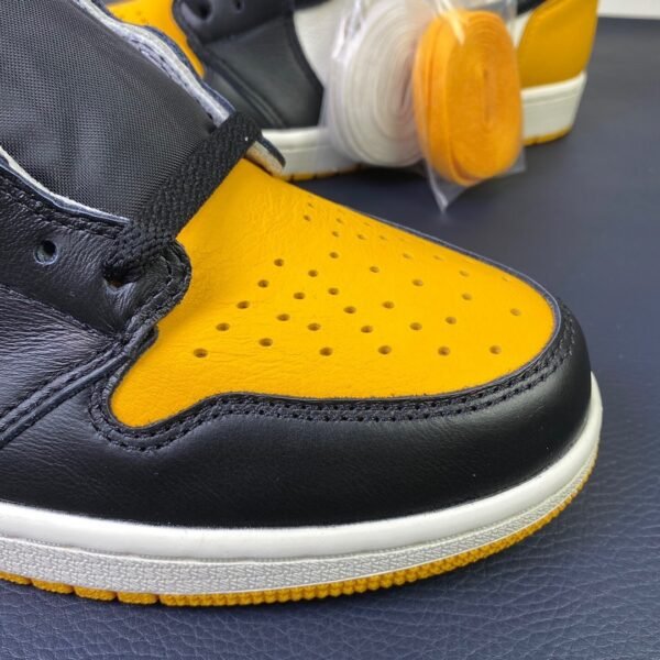 Air Jordan 1 OG “Yellow Toe”(us4-13) - Image 10