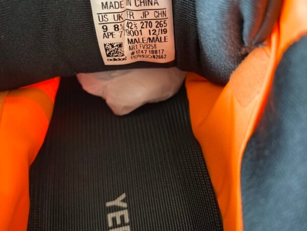Yeezy Boost 700 MNVN Orange - Image 3