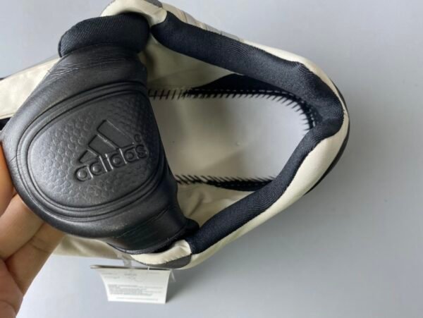 Yeezy Boost 700 MNVN Bone - Image 3