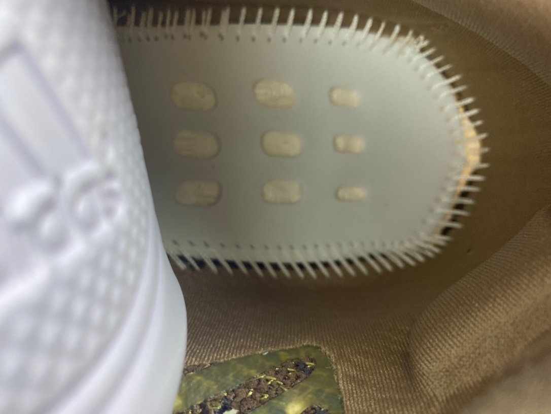 Yeezy Boost 380 Reflective Lmnte(36-48) - Image 8