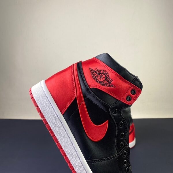 Air Jordan 1  High OG Satin Bred(36-47.5) - Image 9