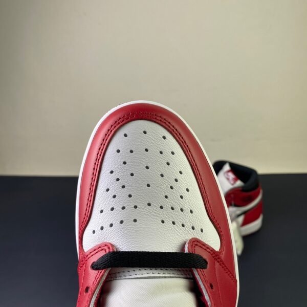 Air Jordan 1 Retro High Chicago(36-47.5) - Image 7