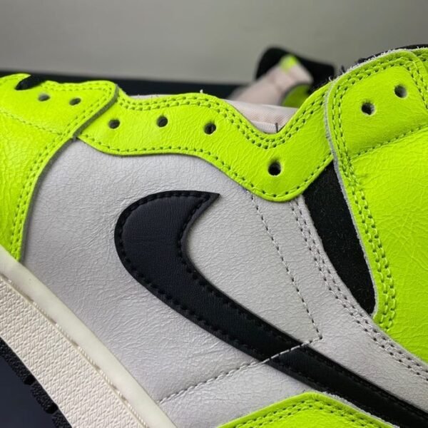 Air Jordan 1 “Visionaire” (40-47.5) - Image 4