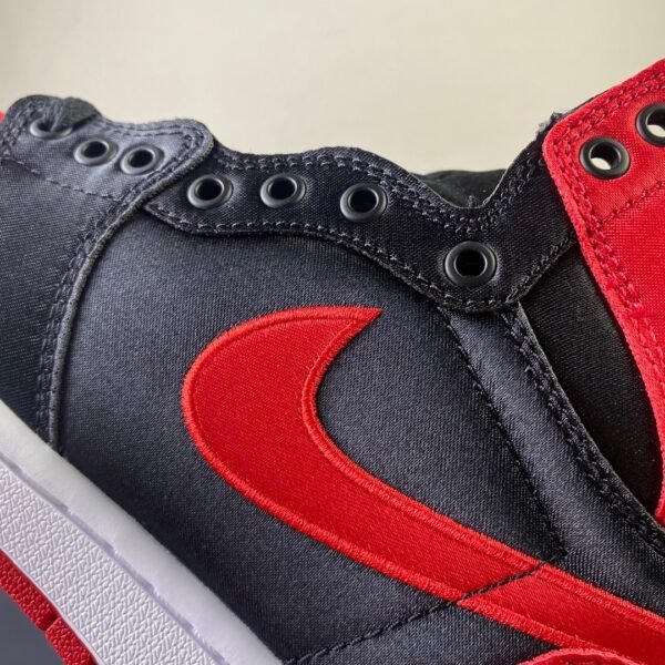 Air Jordan 1  High OG Satin Bred(36-47.5) - Image 3