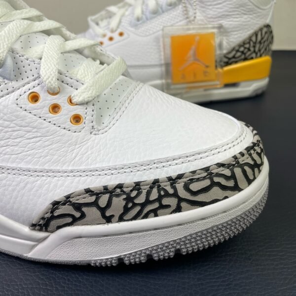 Air Jordan 3 Retro Laser Orange WMNS(36-44.5) - Image 9