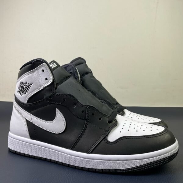 Air Jordan 1  Retro High OG Black White Panda(40.5-47.5) - Image 3