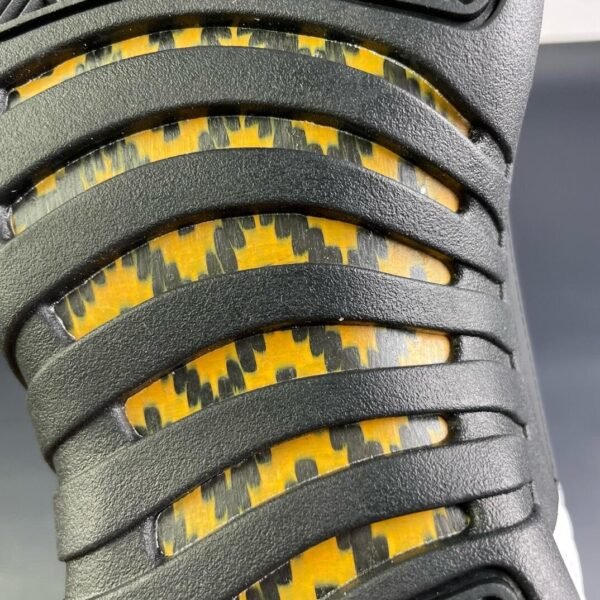 Air Jordan 12 Retro Taxi 2013(40-47.5) - Image 13