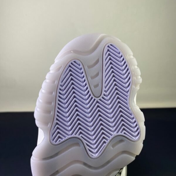 Air Jordan 11 Retro Low Pure Violet(36-47.5) - Image 10