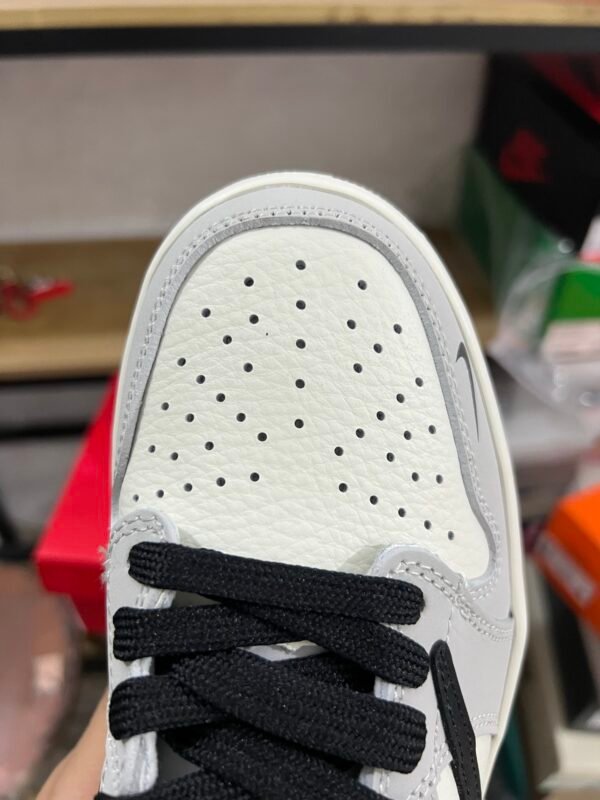 Travis Scot x Supreme x Air Jordan 1 Low White Black cement(36-47.5) - Image 6