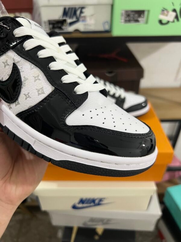 Violent Bear X NIKE DUNK LOW RETRO WHITE/BLACK(36-47.5) - Image 2