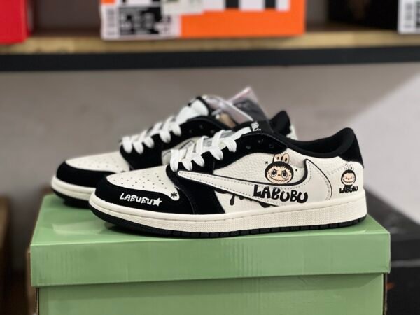 Travis Scot x LABUBU x Air Jordan 1 Low White black(36-47.5)