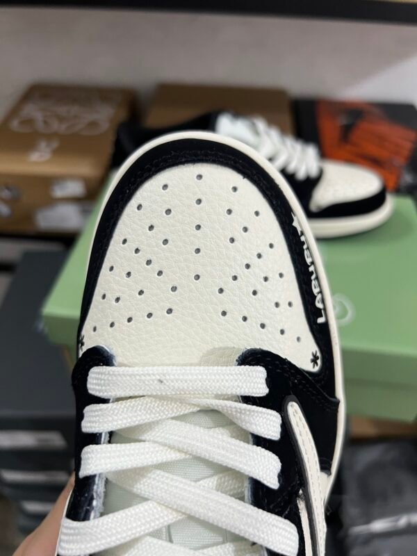 Travis Scot x LABUBU x Air Jordan 1 Low White black(36-47.5) - Image 9