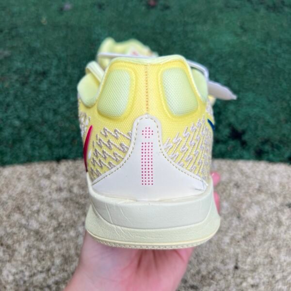 NIKE SABRINA2 EP CITRON TINTROYAL PULSE(39-47.5) - Image 4