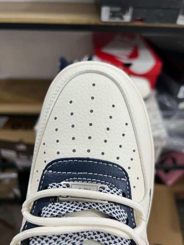 THE NORTH FACE X AIR FORCE 1'07 LV8 BEIGE/NAVY BLUE BEIGE/BLEU MARINE(36-47.5) - Image 5