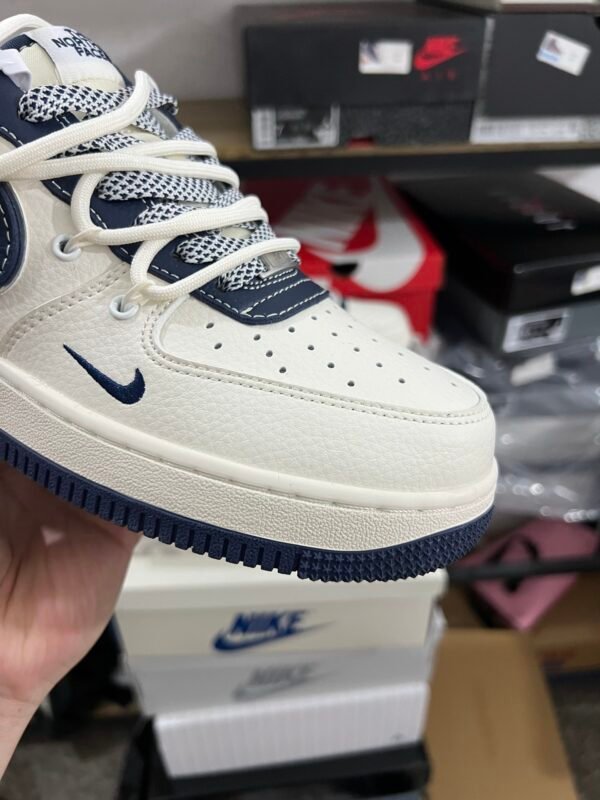 THE NORTH FACE X AIR FORCE 1'07 LV8 BEIGE/NAVY BLUE BEIGE/BLEU MARINE(36-47.5) - Image 4
