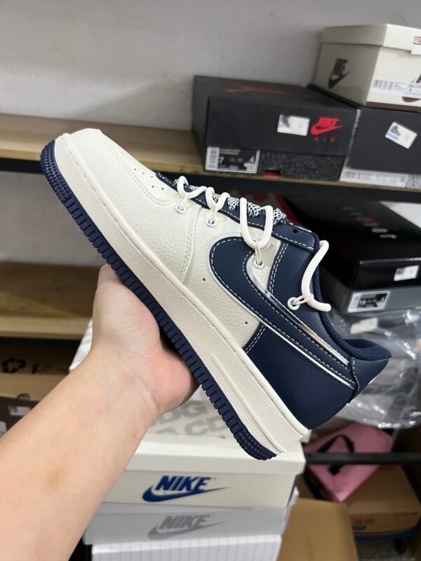 THE NORTH FACE X AIR FORCE 1'07 LV8 BEIGE/NAVY BLUE BEIGE/BLEU MARINE(36-47.5) - Image 3
